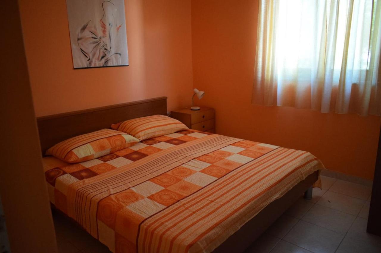 Apartmani Veronika Nin Exterior foto